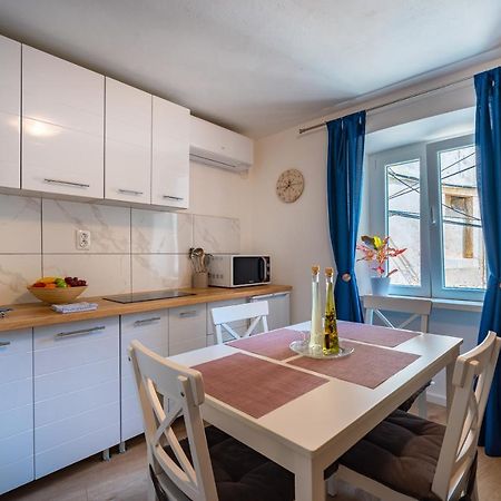 Apartment Rose Корчула Экстерьер фото